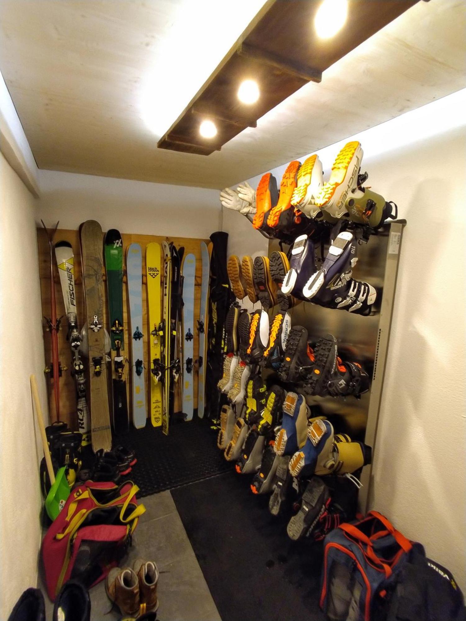 フリルシュ Arlberghaus Rocksヴィラ エクステリア 写真